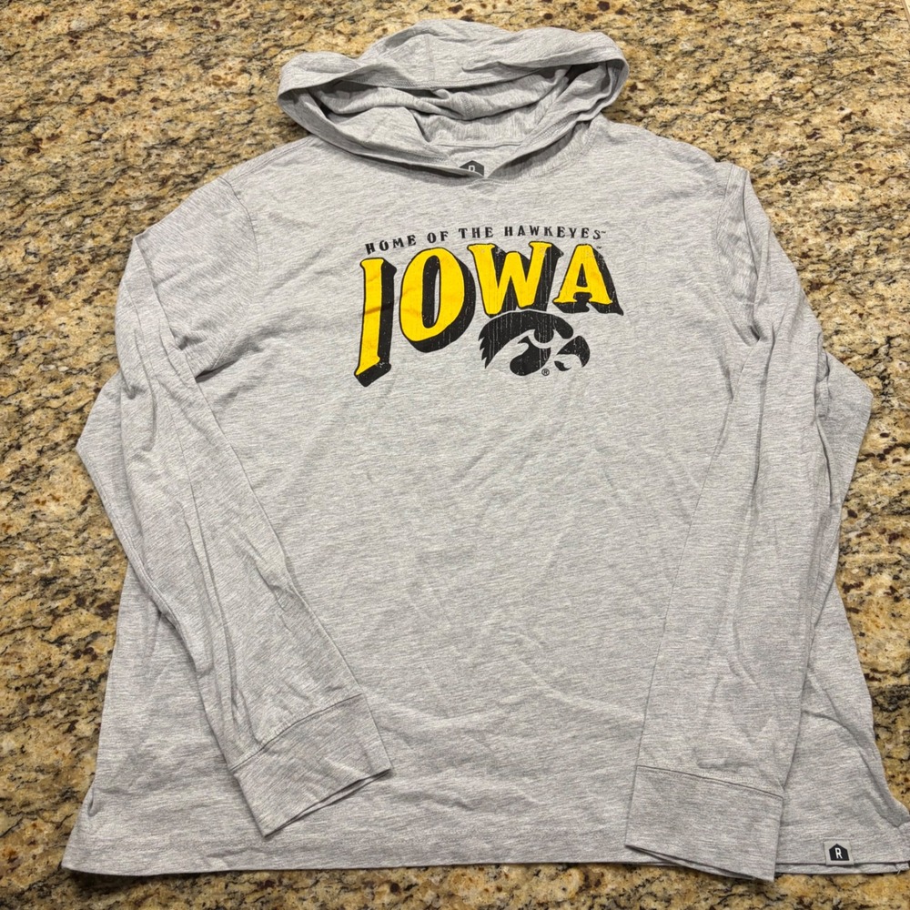 Iowa Hawkeyes Men XL Gray Long Sleeve Hooded T-Shirt Home of the Hawkeyes Logo